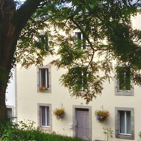 Chez Yann Et Valerie Apartment ปง-ตาเวน ภายนอก รูปภาพ