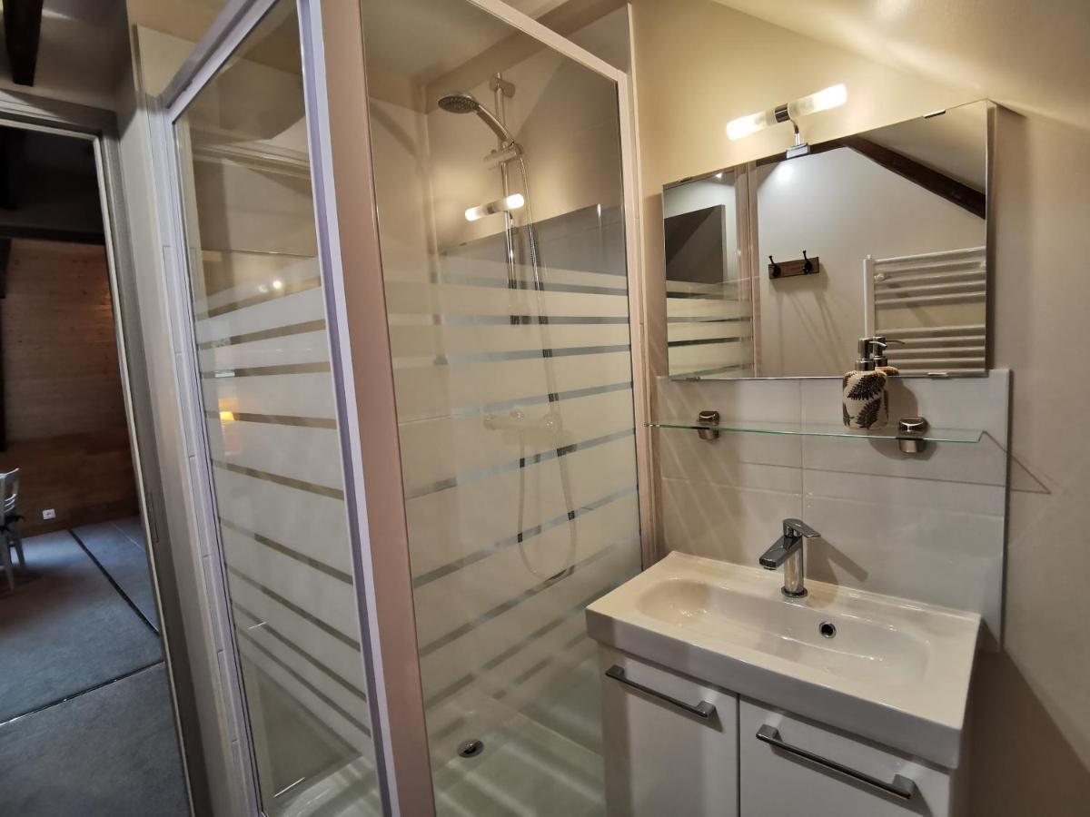 Chez Yann Et Valerie Apartment ปง-ตาเวน ภายนอก รูปภาพ