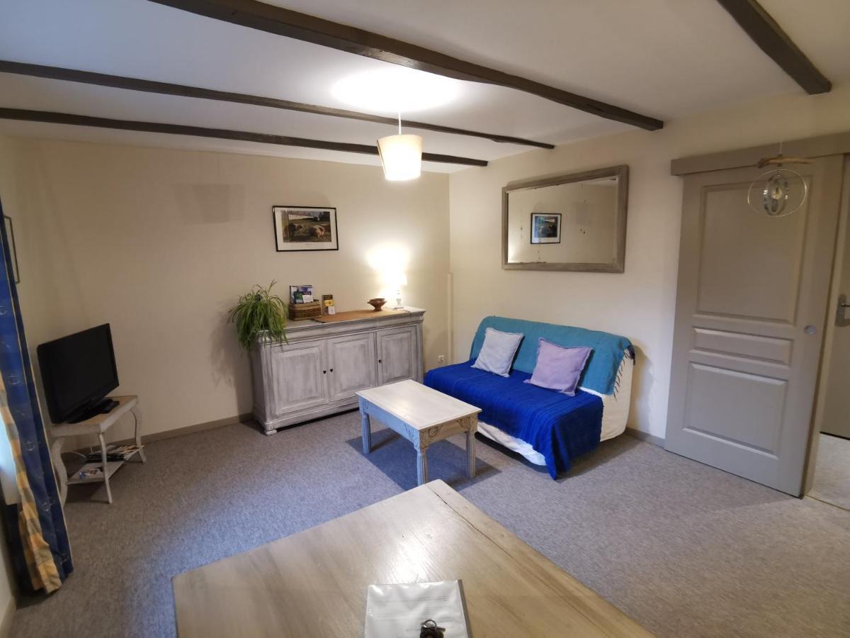 Chez Yann Et Valerie Apartment ปง-ตาเวน ภายนอก รูปภาพ