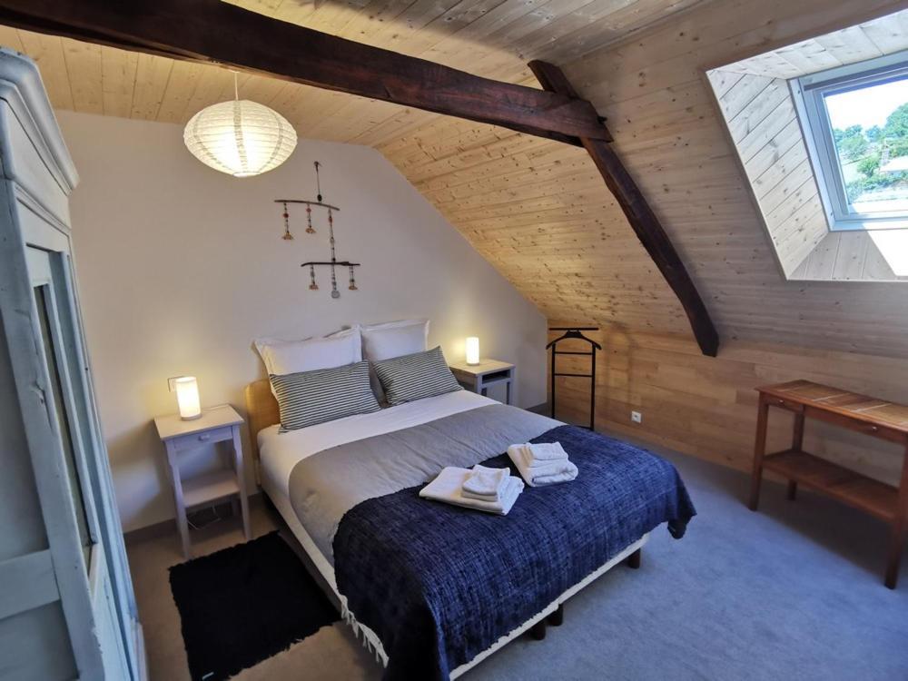 Chez Yann Et Valerie Apartment ปง-ตาเวน ภายนอก รูปภาพ