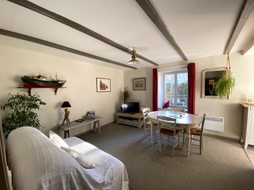 Chez Yann Et Valerie Apartment ปง-ตาเวน ภายนอก รูปภาพ