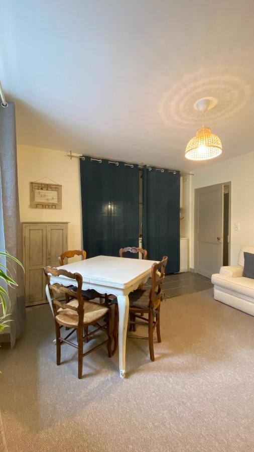 Chez Yann Et Valerie Apartment ปง-ตาเวน ภายนอก รูปภาพ