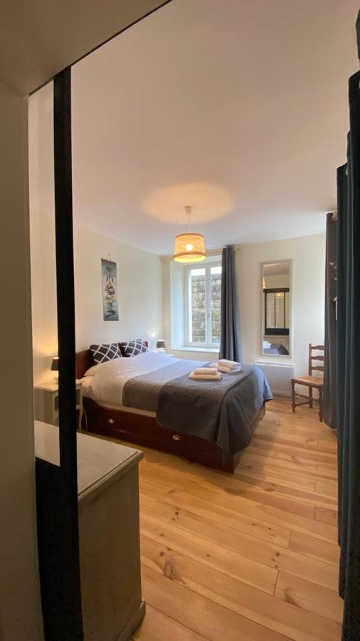 Chez Yann Et Valerie Apartment ปง-ตาเวน ภายนอก รูปภาพ