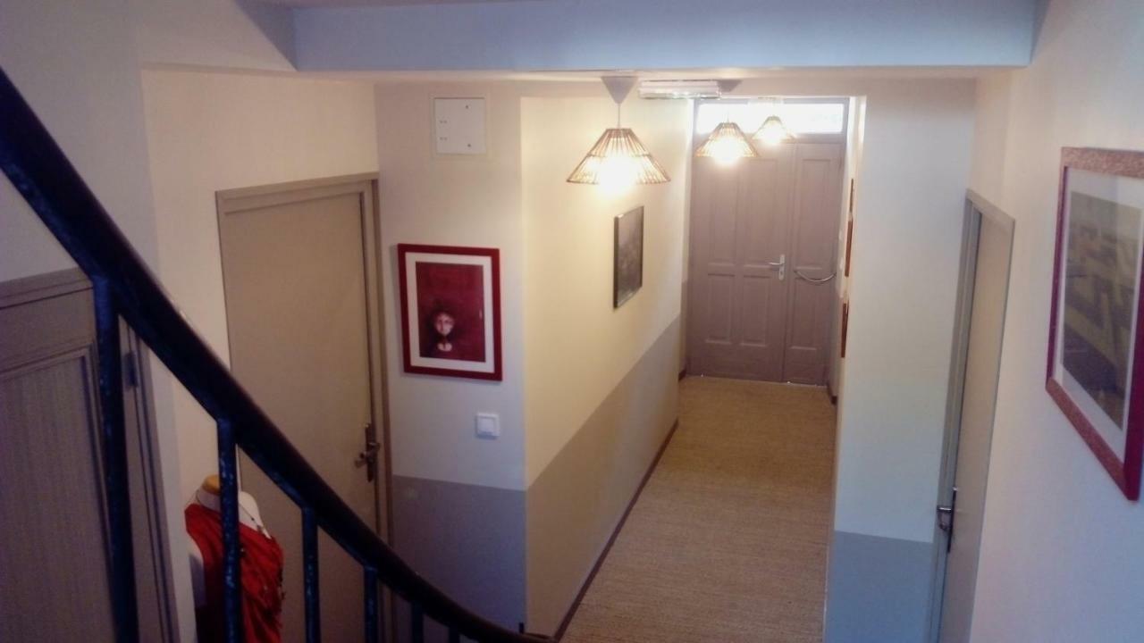 Chez Yann Et Valerie Apartment ปง-ตาเวน ภายนอก รูปภาพ
